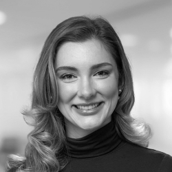 Laura-Oka-Headshot 1